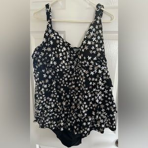Bathing Suit with Adjustable Straps - Size 24W